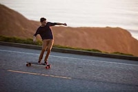 Electric Longboards Image 6