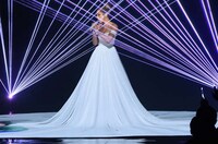 Cosmic Infinity Dresses Image 4