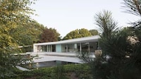 Luminous Boxlike Houses Image 6