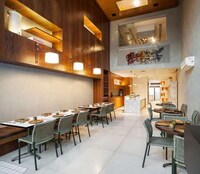 Opulent Glass Eateries Image 5