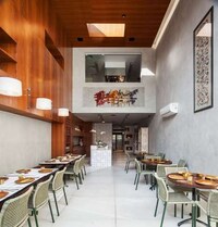 Opulent Glass Eateries Image 6