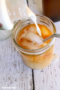 Floral Iced Coffee Blends Image 3
