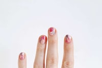 Abstract Art Manicures Image 8