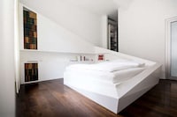 Angular Partitioned Sleepers Image 2