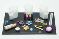 Girl-Targeted Science Kits Image 3