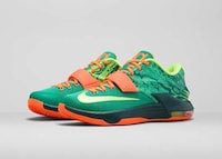 Weatherman-Inspired Shoes Image 2