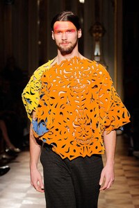 Urban Camouflage Runways Image 7