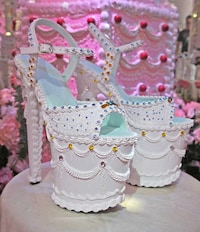 Sickenly Sweet Installations Image 3