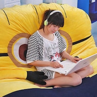 Embracing Cartoon Beds Image 4