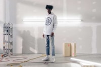 Noncommittal Streetwear Image 8