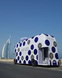 Mobile Bus Boutiques Image 2