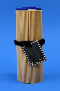 Sustainable Clothing Wraps Image 4