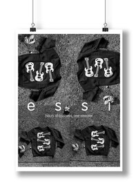 Sustainable Clothing Wraps Image 5