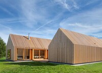 Gabled Timber Cottages Image 2