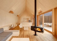 Gabled Timber Cottages Image 4