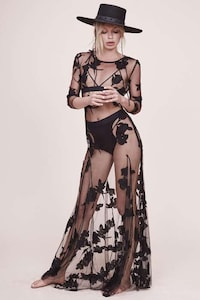 Sensual Festival Fashion Image 8