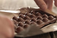 Busty Chocolate Branding Image 4