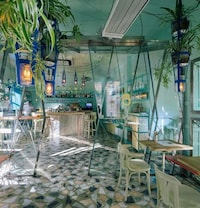 Kaleidoscopic Cafe Interiors Image 3