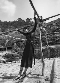 Entangled Mermaid Editorials Image 4