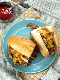 Meatless Sandwich Substitutes Image 3