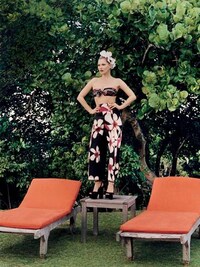 Impassioned Vacationing Editorials Image 4