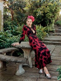 Impassioned Vacationing Editorials Image 5