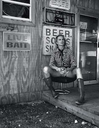 Swanky Swamp Editorials Image 5