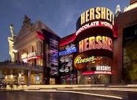 Experiential Candy Shops Image 8