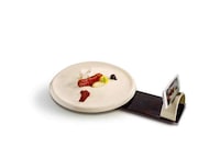 Photography-Ready Dishware Image 2