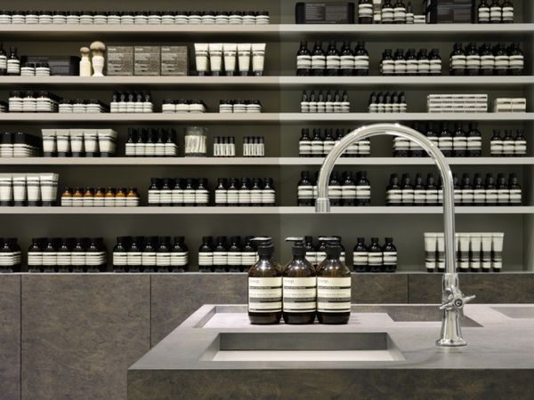 30 Examples of Apothecary Branding