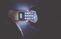 Notification-Free Phones Image 3