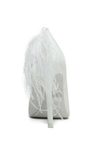 Unicorn-Inspired Pumps Image 2