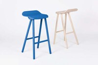 Simple Cantilevered Seating Image 3