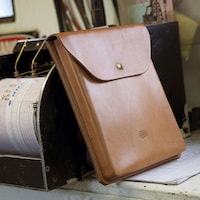 Gentleman-Approved Travel Accessories Image 6