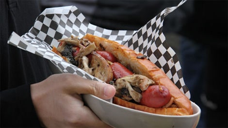 25 Non-Traditional Hot Dogs