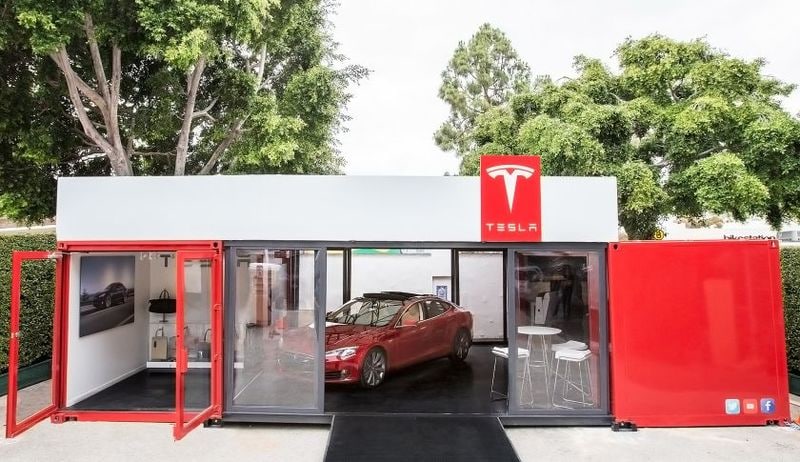 Pop-Up Auto Retailers
