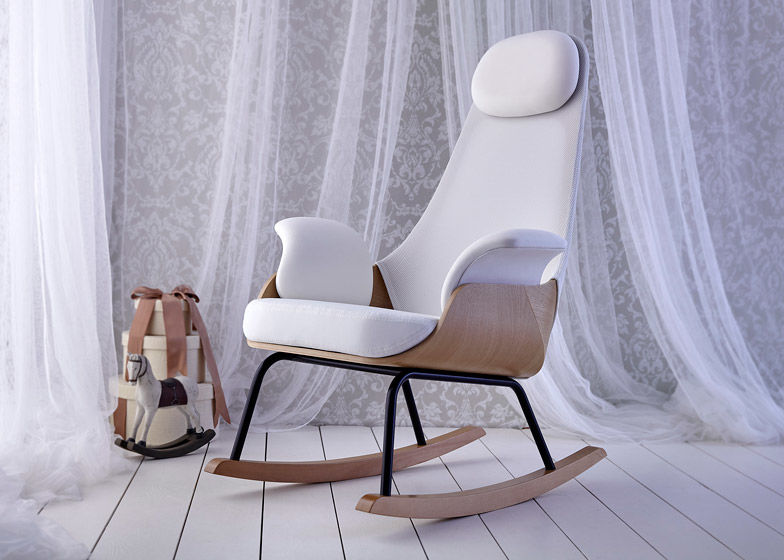 Maternal Rocking Chairs