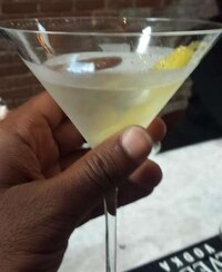 Cocktail-Centric Holiday Campaigns Image 6