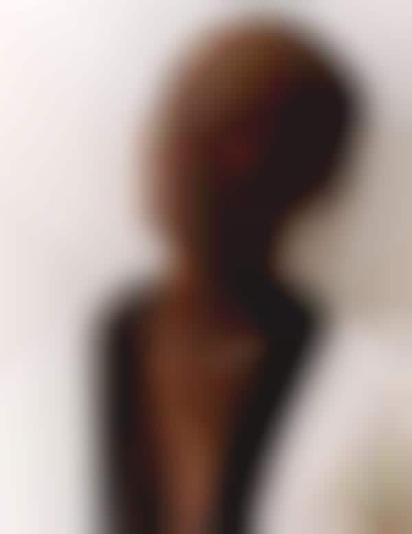 Exclusive Decolletage Editorials