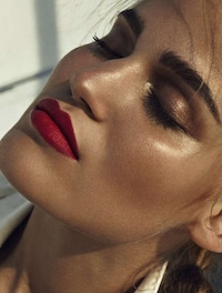 Bronzed Summer Editorials Image 5