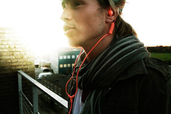 Fluorescent   Earbuds