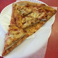 Cheesy Meta Pizzas Image 2