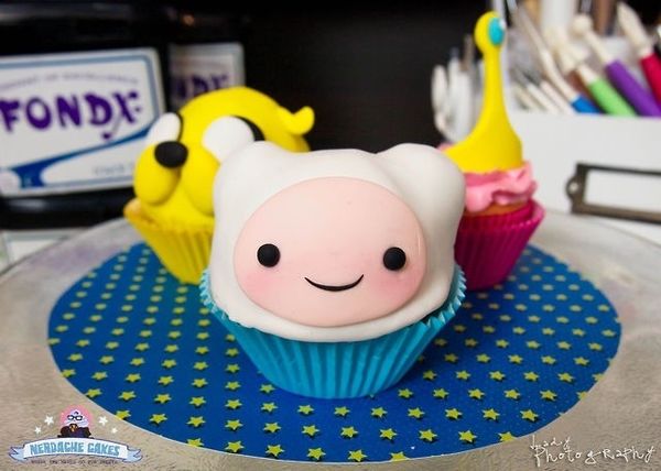 44 Cartoon-Themed Desserts