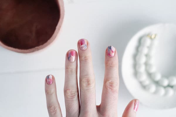 20 Easy Nail Tutorials