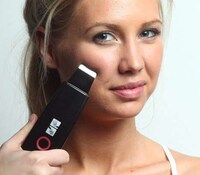 Skin-Scrubbing Devices Image 3
