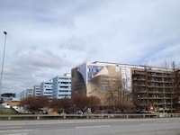 Illusory Construction Coverings Image 2