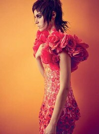 Botanical Couture Editorials Image 7