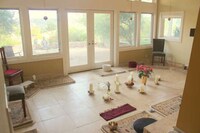 Silent Meditation Retreats Image 6