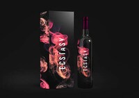 Smoky Wine Branding Image 5