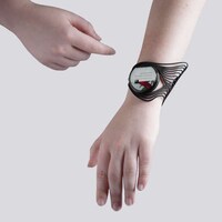 Projection Mapped Jewelry Image 8